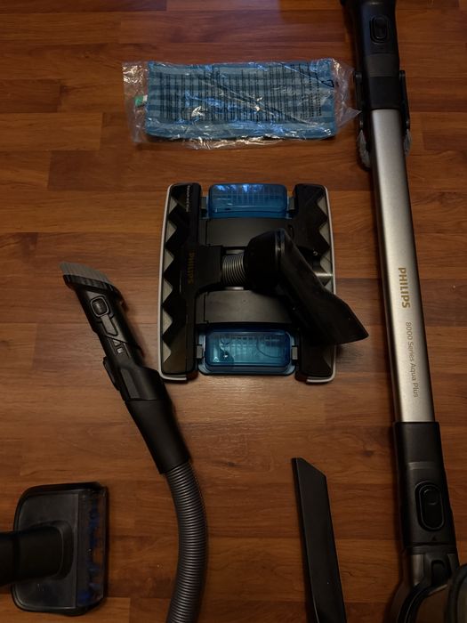 Ручний пилосос philips 8000 series aqua plus