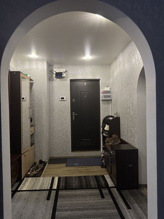 Продам 3-х кімнатну квартиру