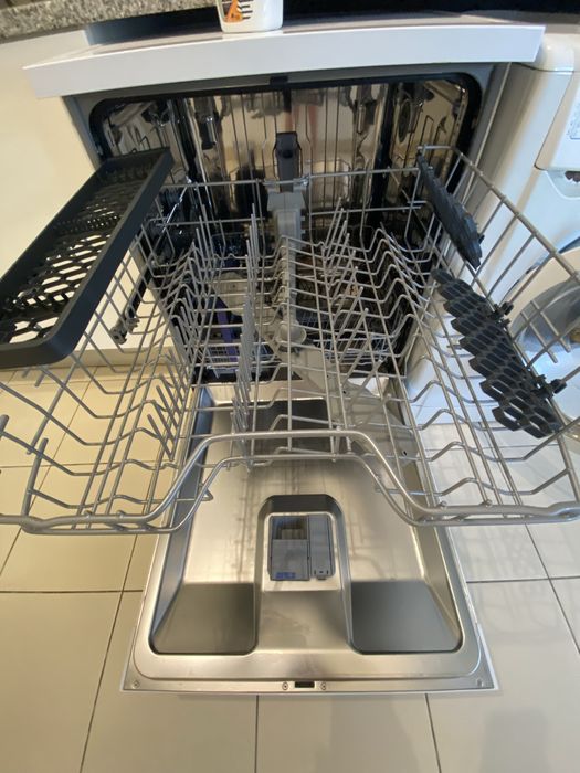 Máquina de lavar loiça Beko