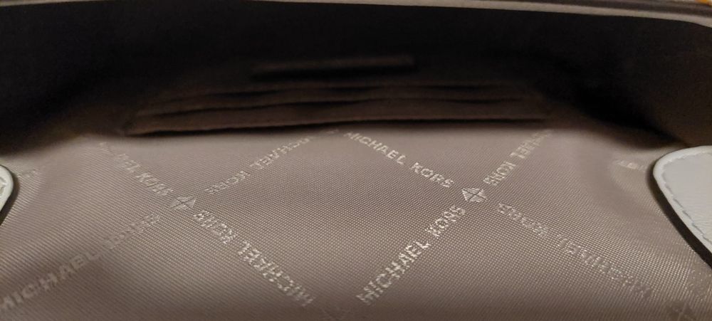 Mala Michael Kors Original em pele