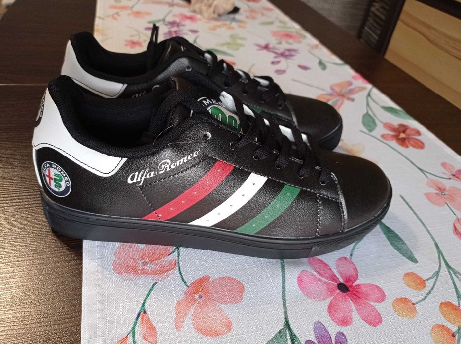 Buty sportowe Alfa Romeo