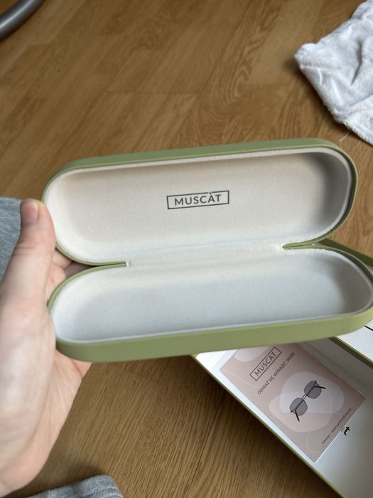 Etui na okulary Muscat nowe