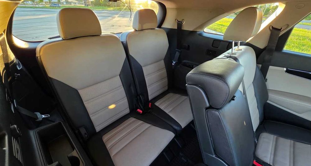 У продажі авто з ЄС Kia Sorento 2.0 CRDI L 2018 року.