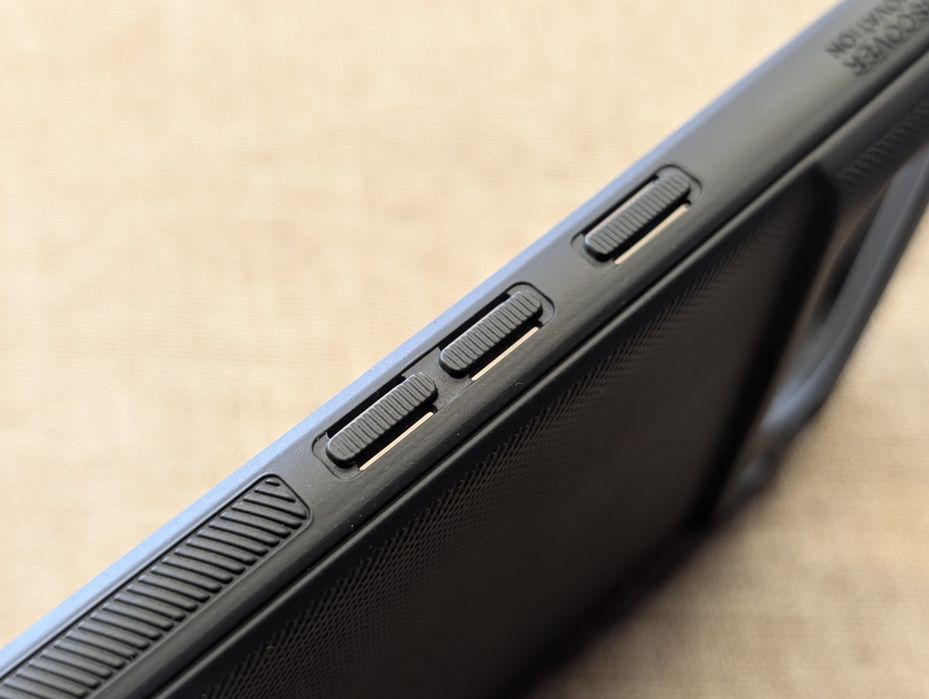 Nillkin Frosted Shield Pro Magnetic для Google Pixel 8 Pro