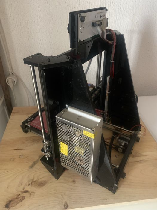 Almost new 3D printer64575290737411122