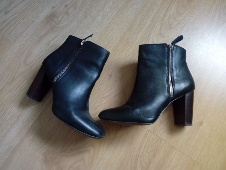 Botins pretos Zara