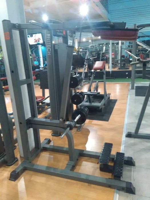 Equipamento ginásio completo-Vende-se, melhor proposta acima de 35000€