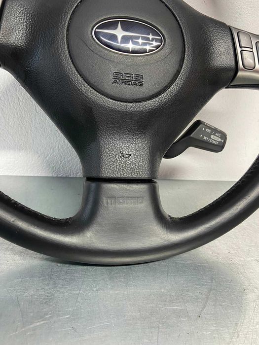 Kierownica Subaru Forester II SG SKÓRA MULTI MOMO