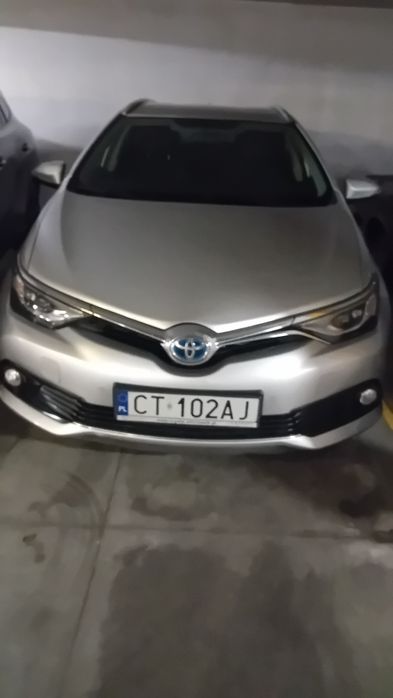 Toyota Auris Hybryda