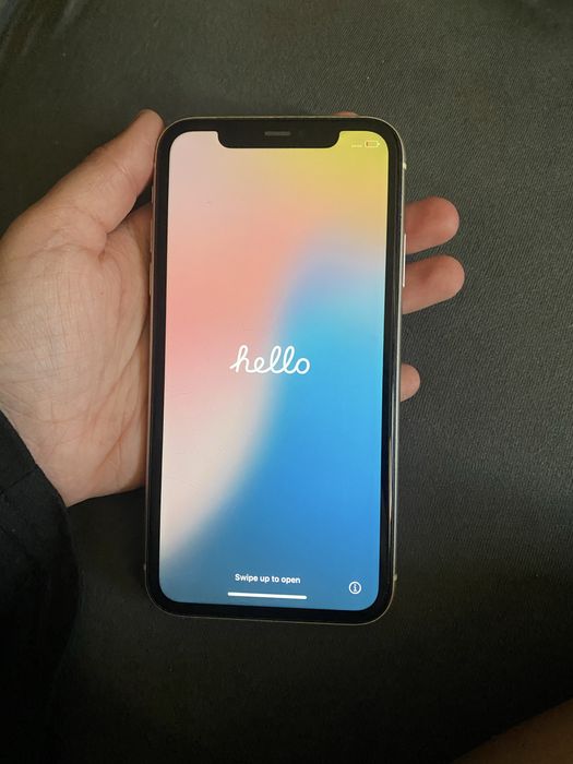sprzedam iPhone 11