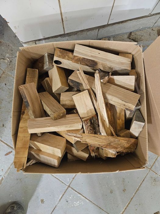 Drewno OPAŁOWE rozpałkowe do kominka SUCHE dąb jesion 15kg