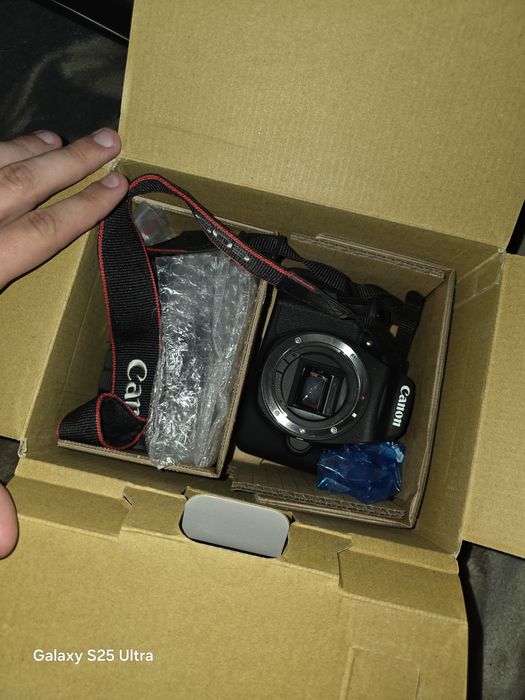 Canon EOS 2000D Nowy