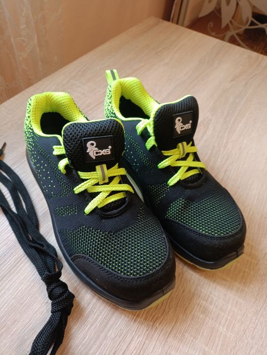 Робоче взуття Кросівки Canis