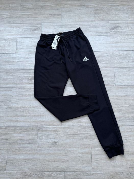 Adidas Essentials Fleece Regular Tapered Pants