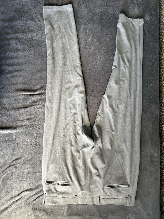 Сірі штани від Zara