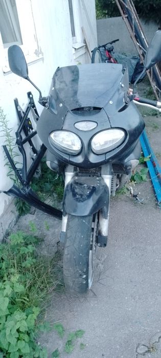 Тріумф 950 мотоцикл