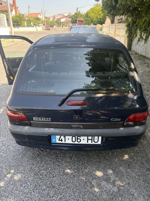 Clio 1 oasis 1.2