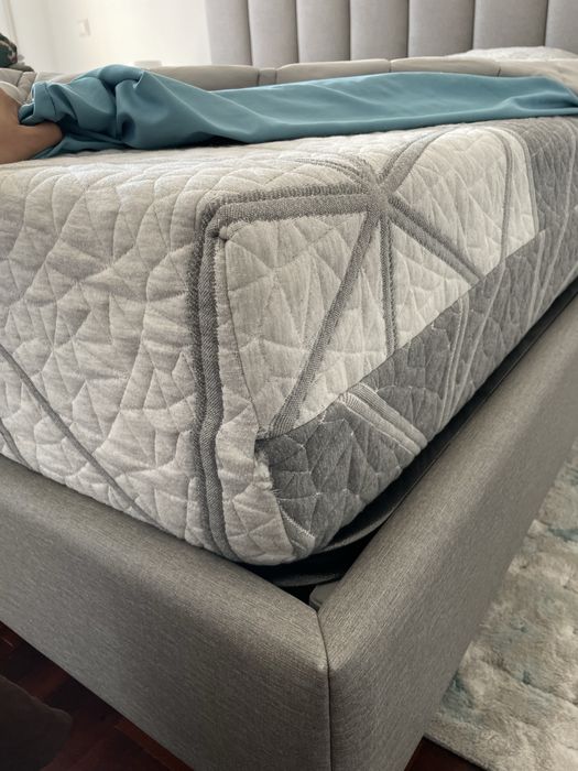 Cama de casal queen size
