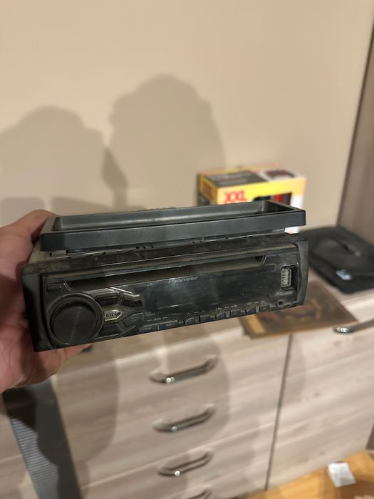 Radia samochodowe JVC Pioneer Sony USB dotykowe