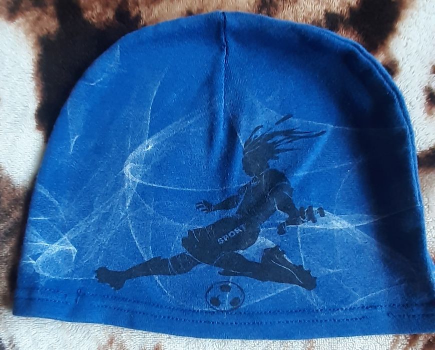 Тепленькие шапочки на ребёнка 2-3 лет