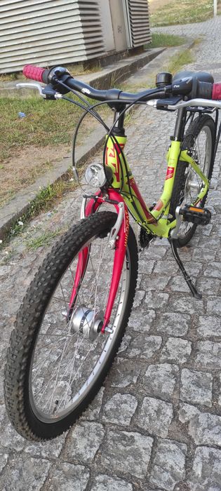 Bibicleta BTT roda 24 - KTM