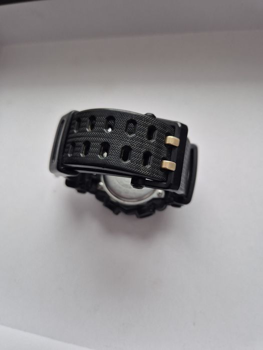 Zegarek Casio G-SHOCK GA-900AG-1AER Ga-900