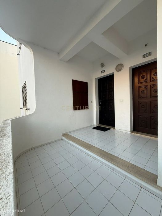 Apartamento T1 em Albufeira e Olhos de Água com Varanda