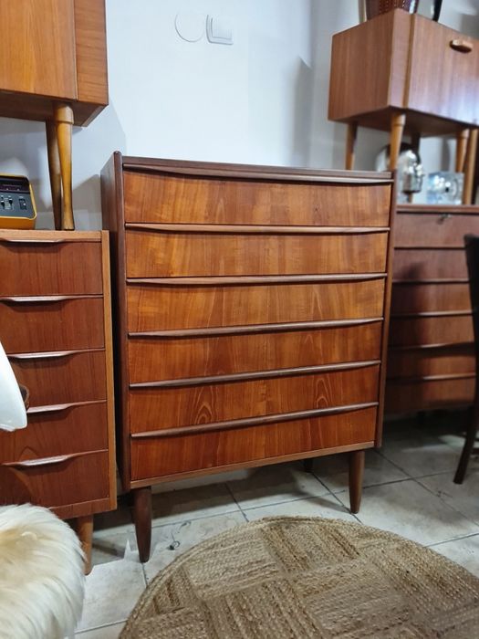 Komoda tekowa z szufladami, duński design Dania lata 60 ,mid-c,vintage
