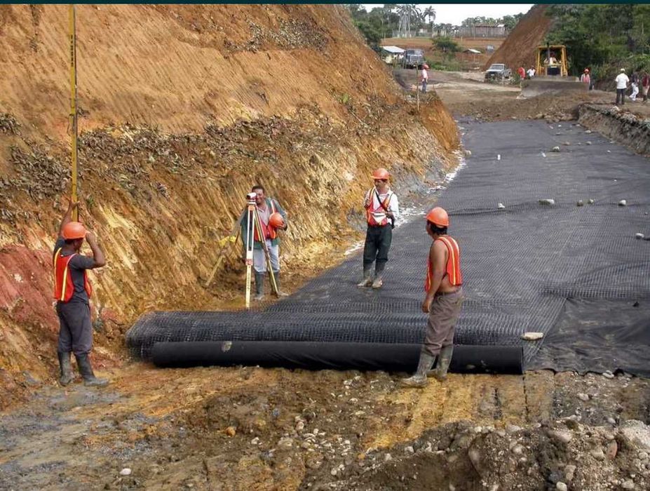 Geowłóknina Drogowa FVAT - WYPRZEDAŻ Szer 1-6m - NAJMOCNIEJSZA - 1m