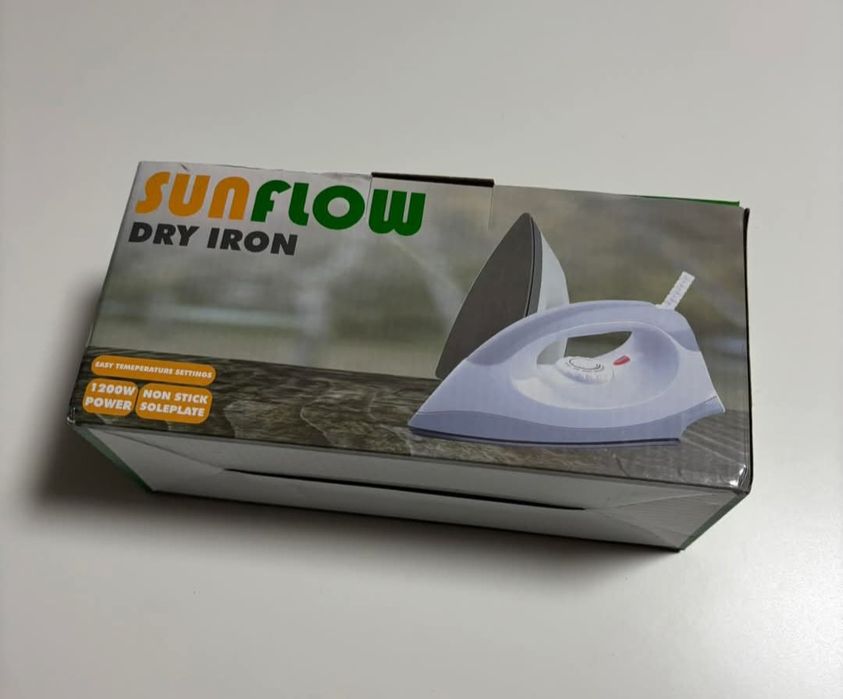 Mini żelazko turystyczne 1200 W.