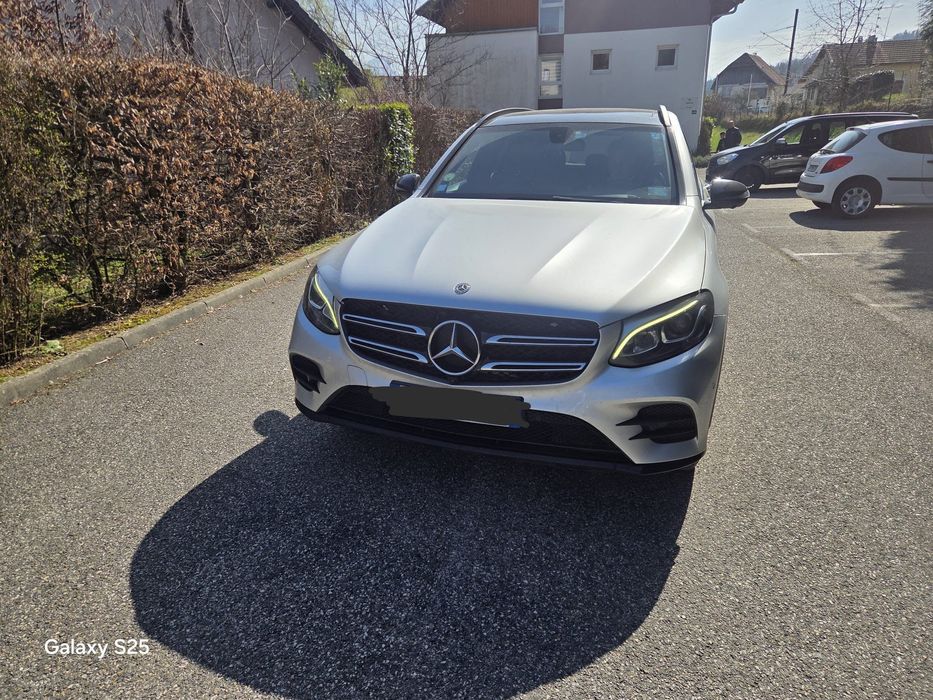 Mercedes-Benz GLC 220d / Automático / Excelente Estado