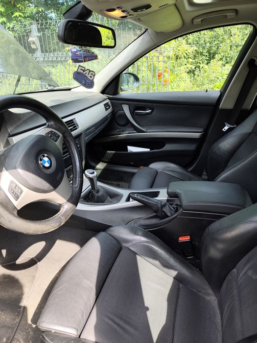 BMW E90 325i 218km