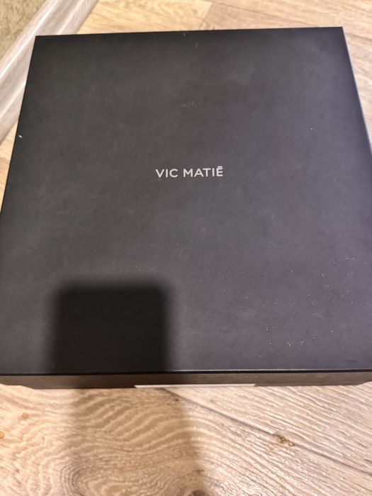 Шкіряні черевики VIC MATIE