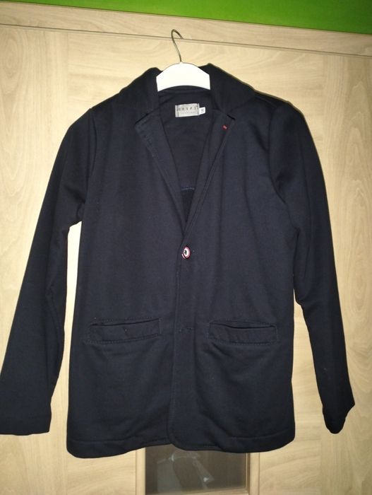 Marynarka sportowa chłopięca jak nowa 146