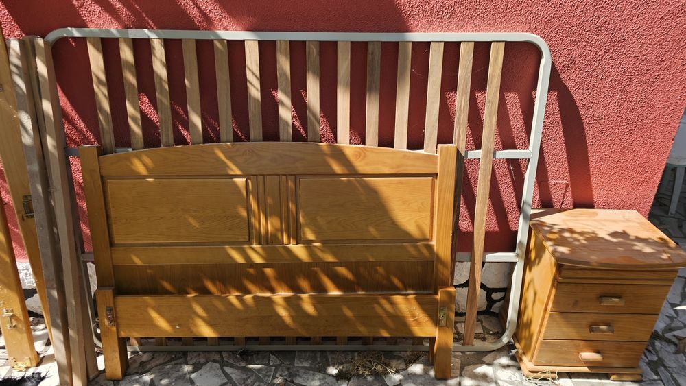 Cama de casal com colchão
