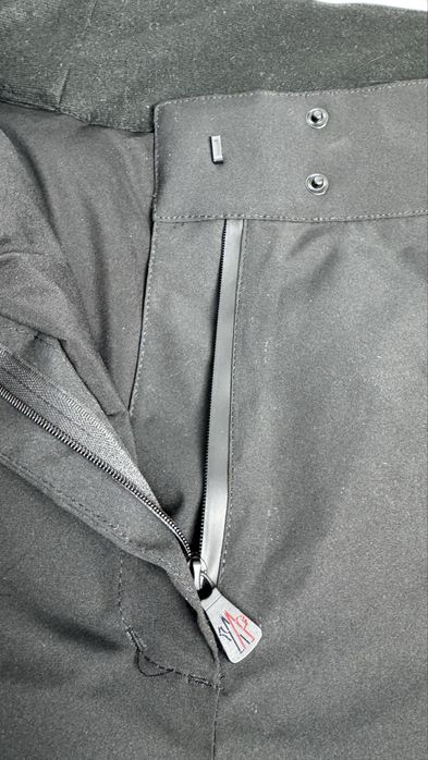 Лыжные штаны moncler