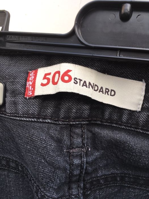 Calcas Levis homem 506 pretas