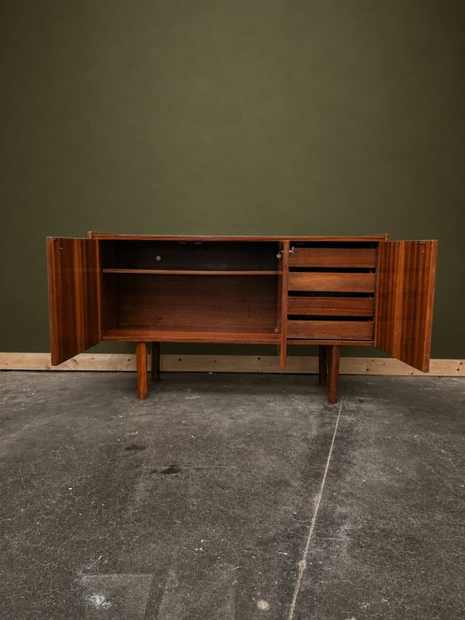 Aparador Mid Century Modern