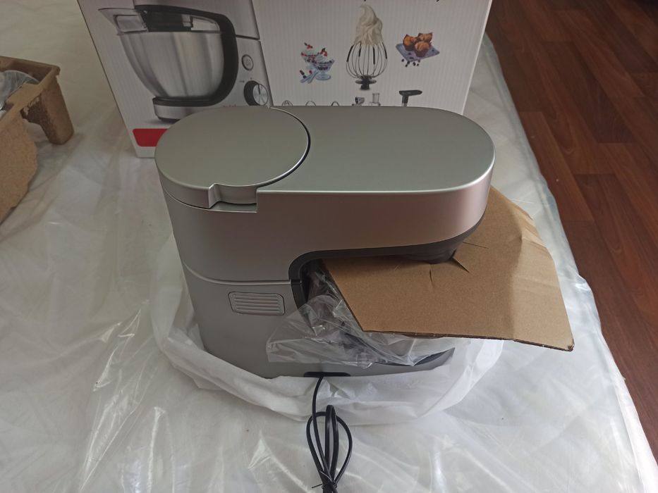 Кухонный комбайн.