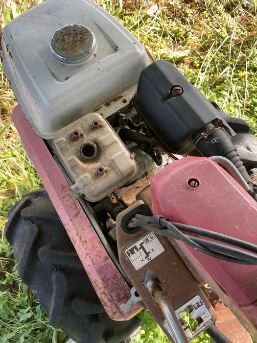 Moto Cultivador Honda e atrelado