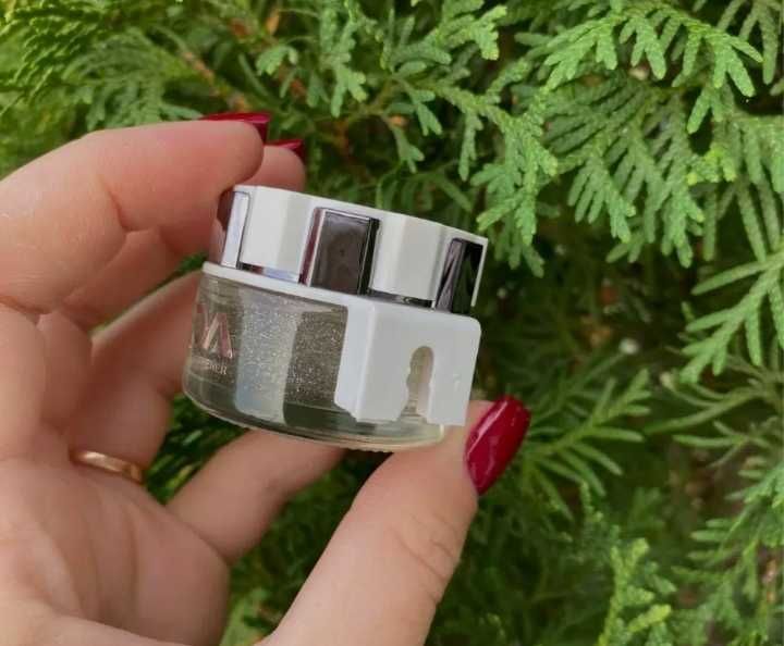 Ароматизатор для авто oсвіжувач  2шт. .