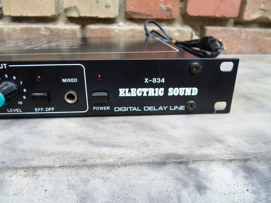 Elektric sound X-834 digital delay line: 2 800 грн. - Студійне