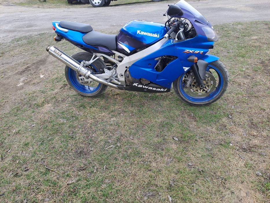 Kawasaki Ninja 900