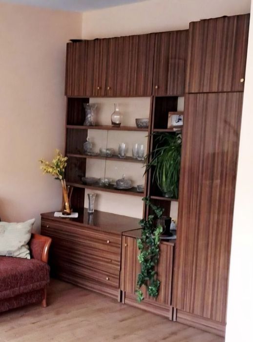 Meblościanka z szafą