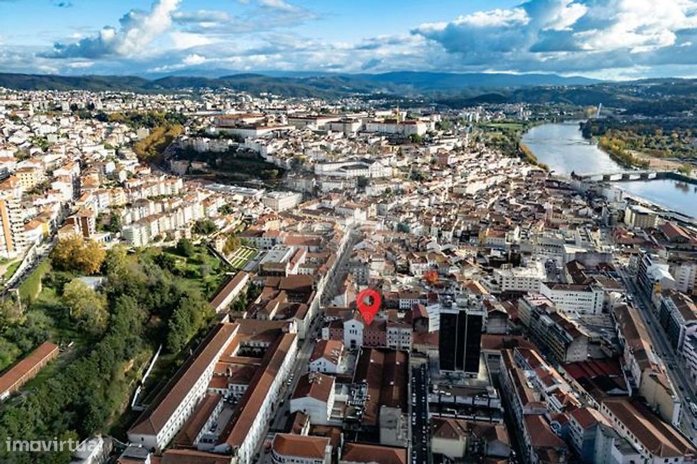 Escritório  para venda — Coimbra (Sé Nova, Santa Cruz, Almedina E São Bartolomeu), Coimbra