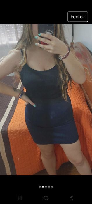 Saia azul escura curta tamanho S