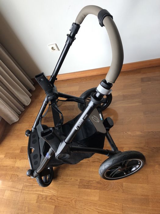 Carro passeio Jané Kawai + 2 babycoque Koos + isofix