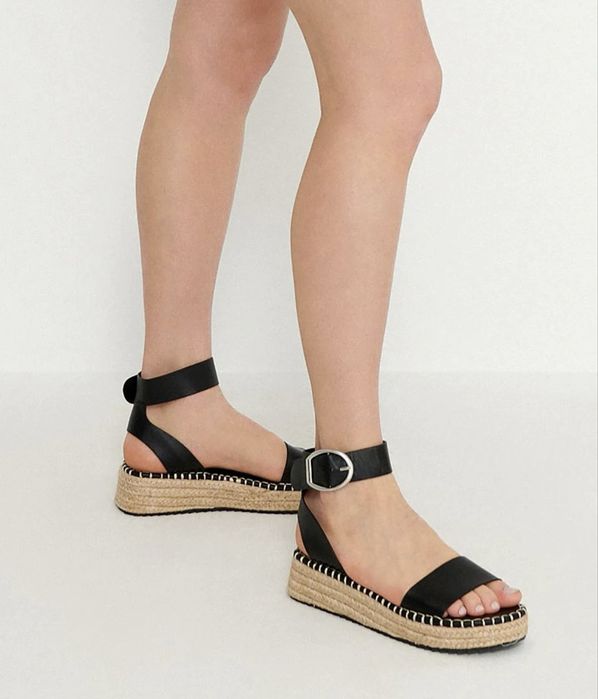 Плетеные босоножки сандали на мини танкетке в стиле zara