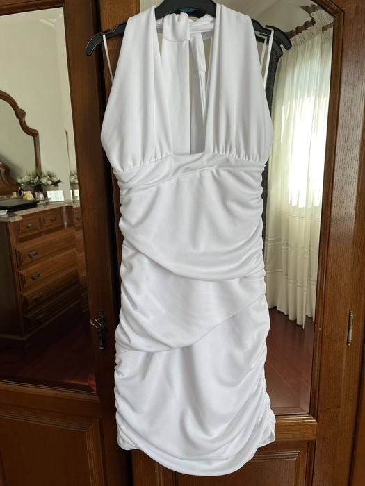 Vestido branco cruzado Zara