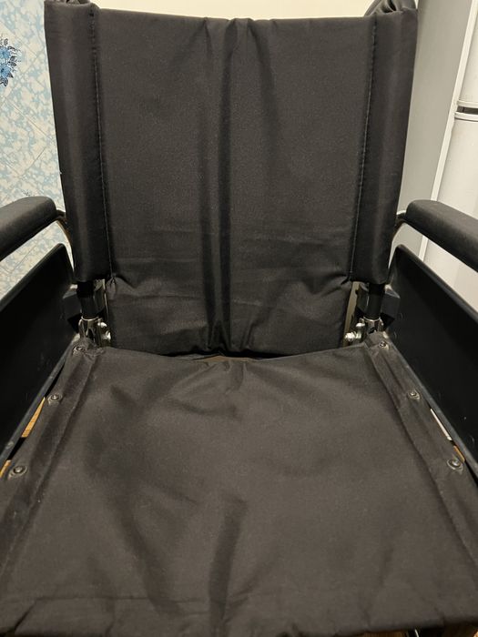 Инвалидная коляска ,,Breezy ‘’ .